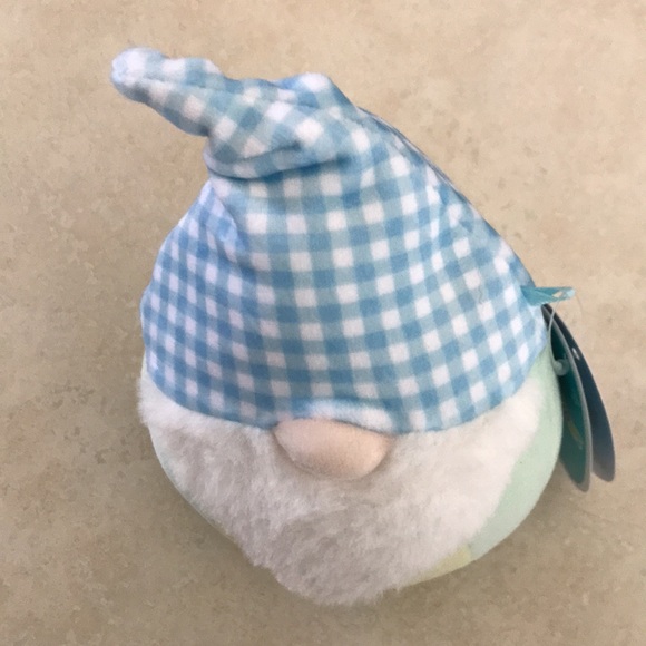 Maddox the Easter gnome squishmallow - Picture 3 of 6
